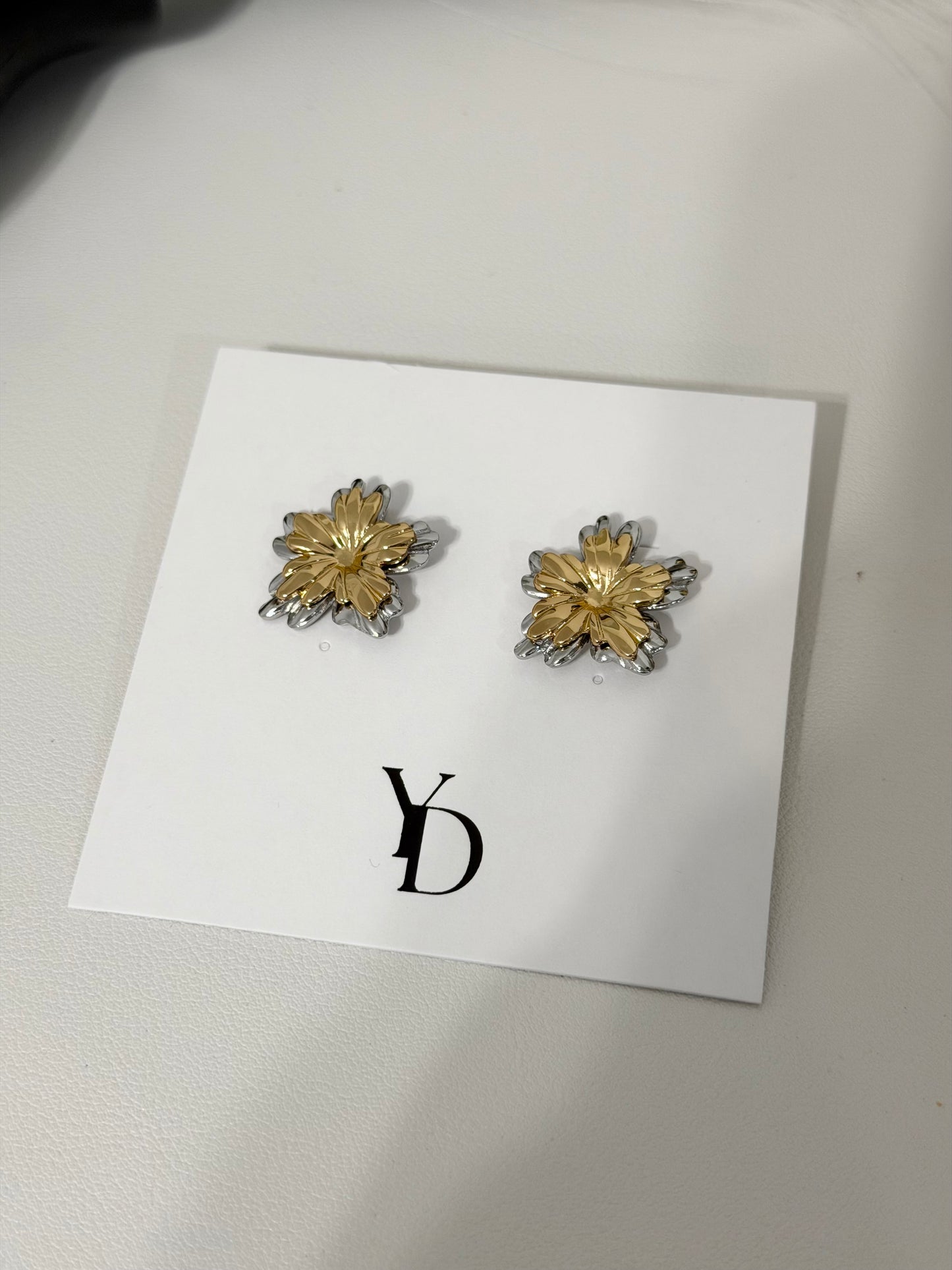 Flora earings
