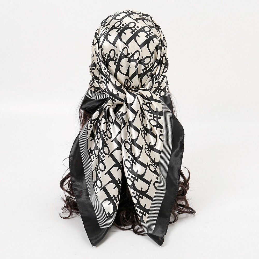 Laura print Kerchief