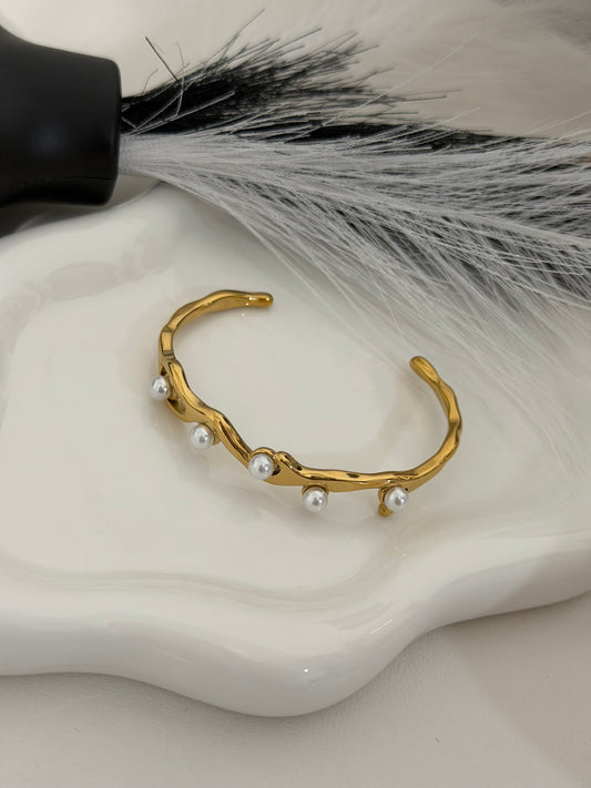 Pearly