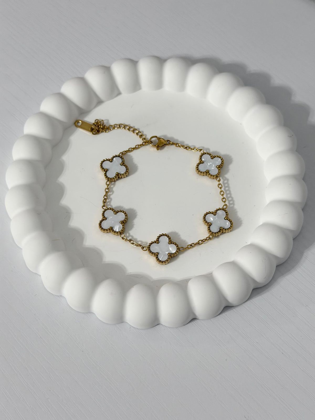 Clover bracelet regular version (waterproof/non tarsnish/ hipoalergenic)