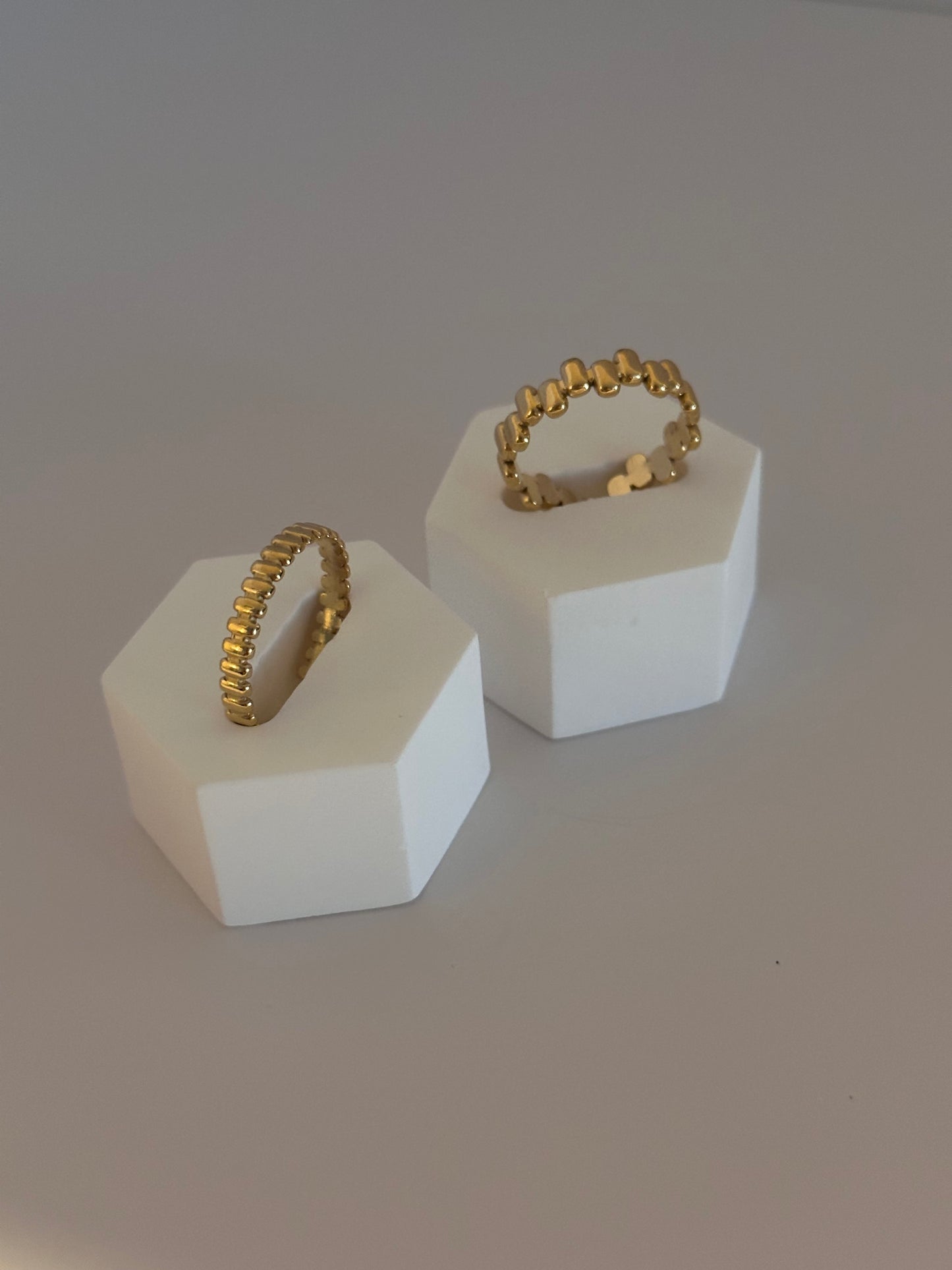 Classic simple rings set