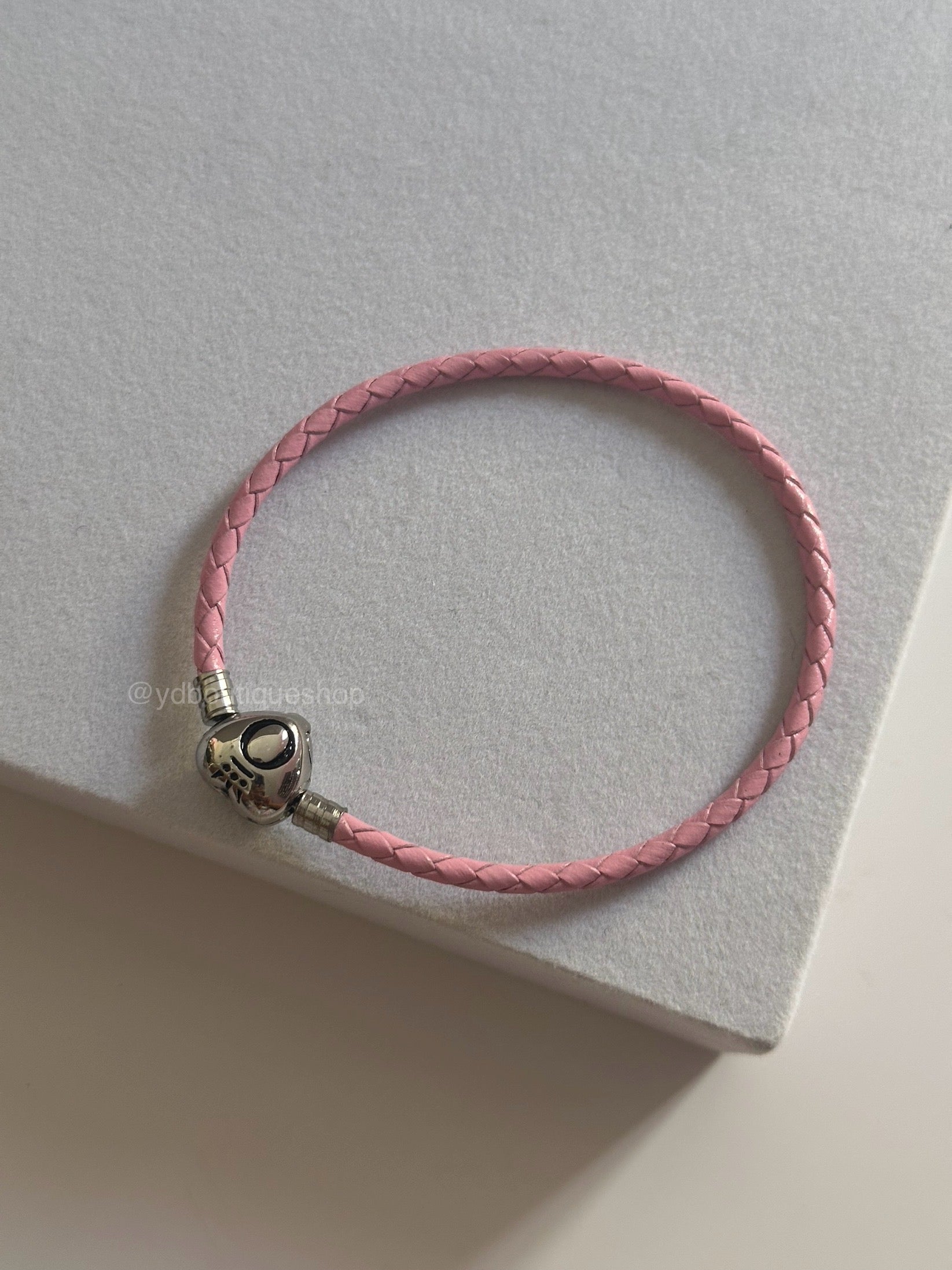 Classic strap bracelet