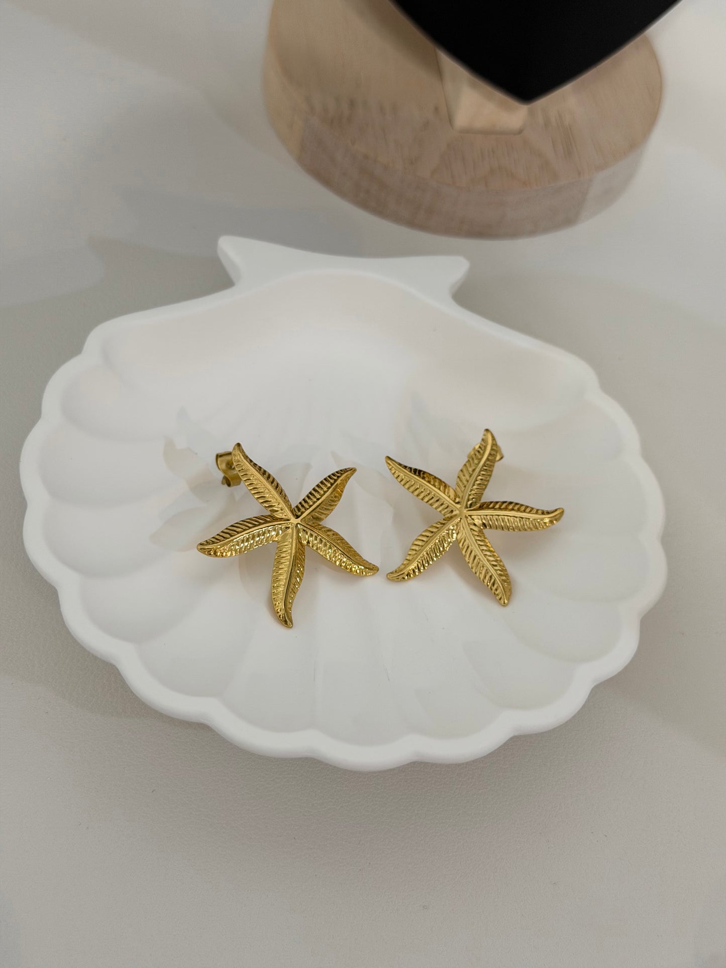Dancing stars ( waterproof/non tarnish, hipoalergenic)