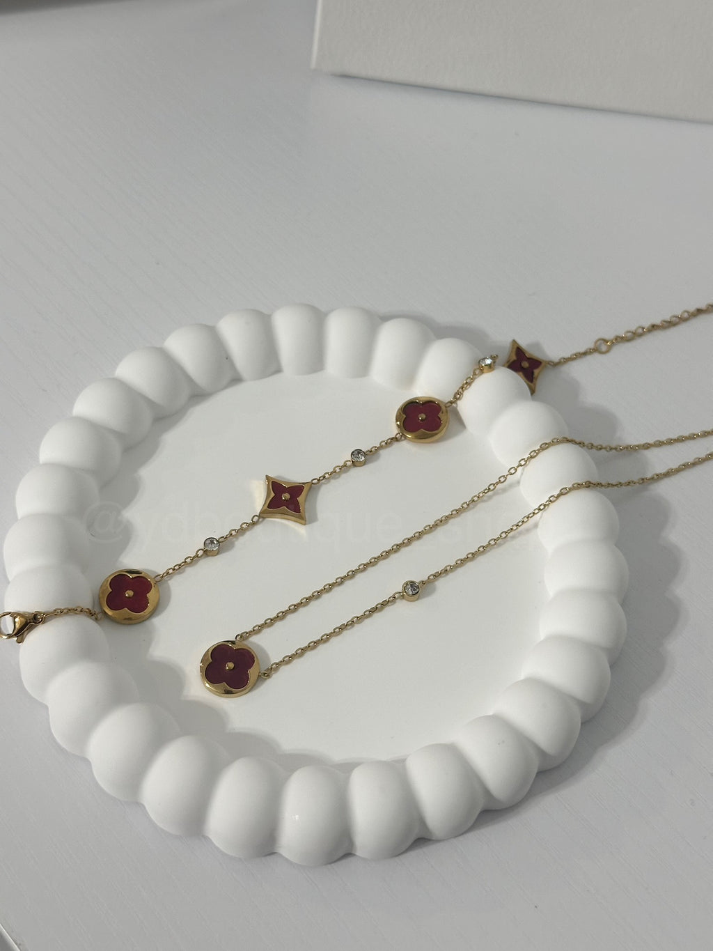 Luvxe panther wine red