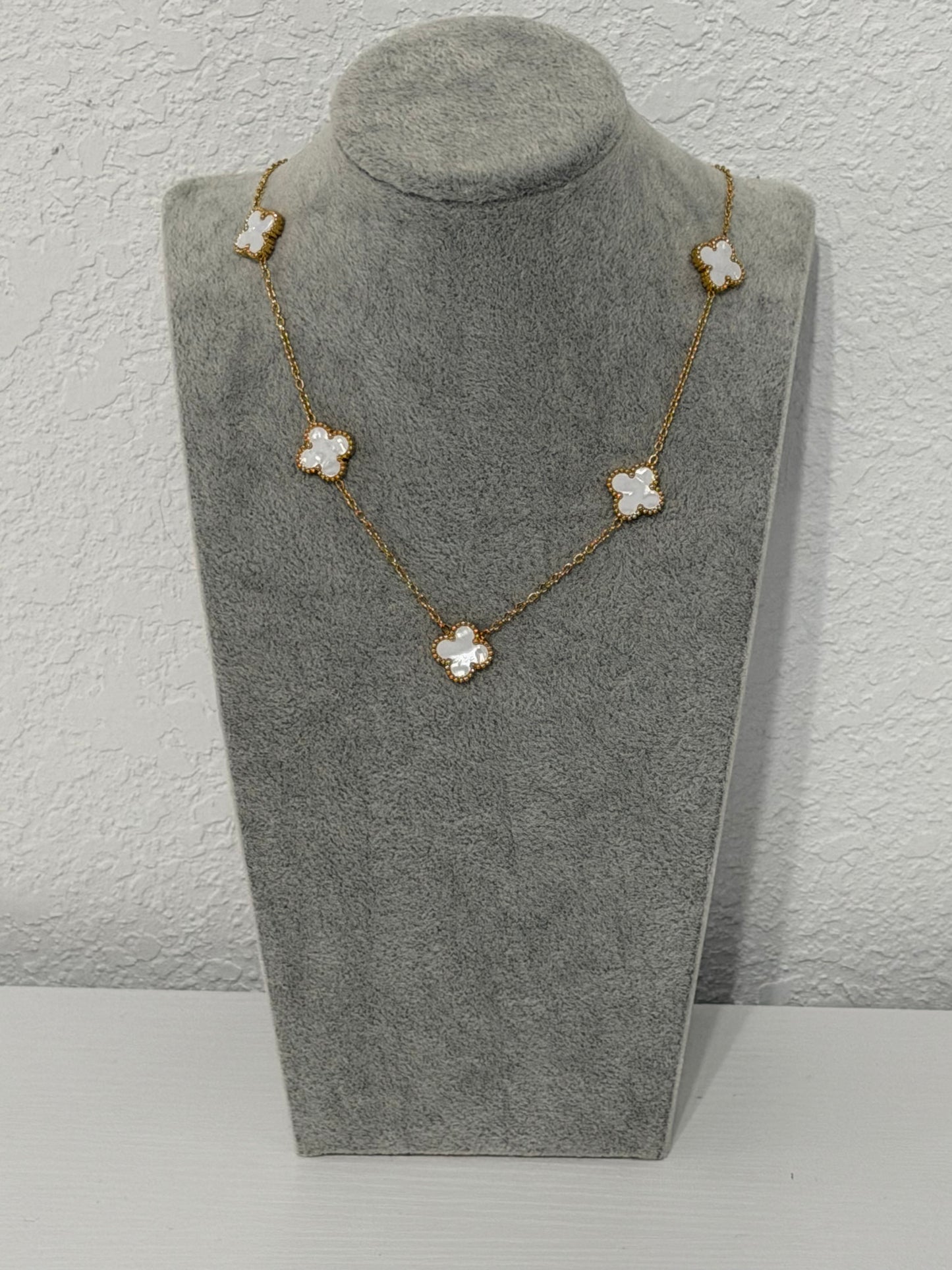 Daliah necklace  (waterproof/non tarsnish/ hipoalergenic)