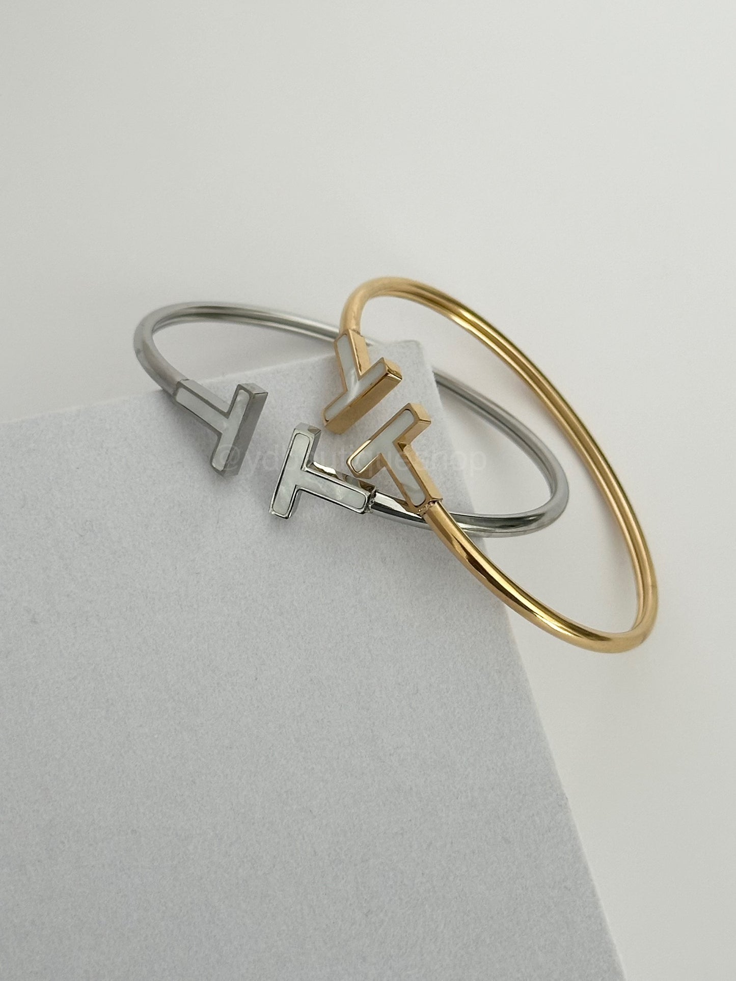 T Wire bracelet