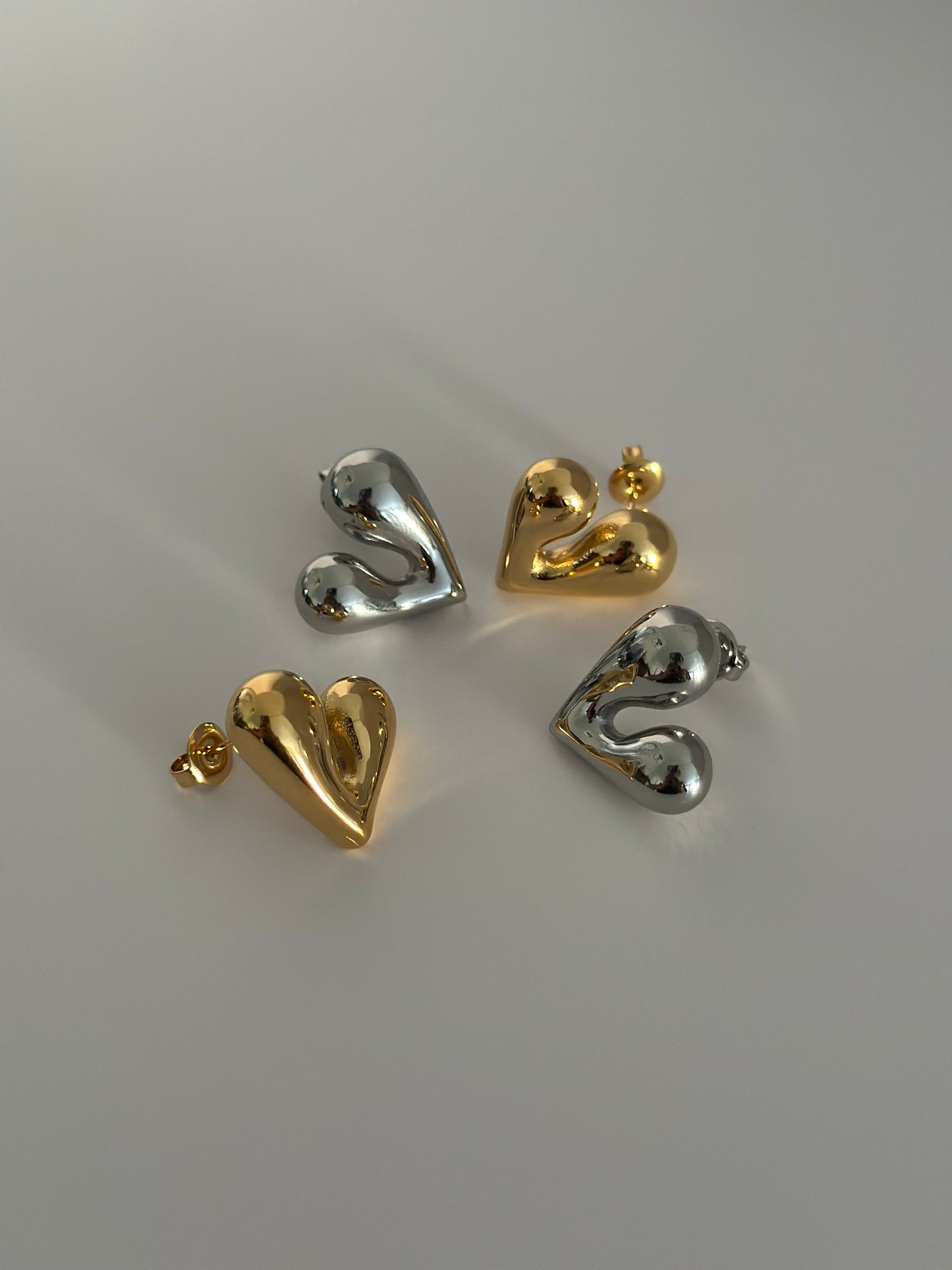 Casual heart shape studs