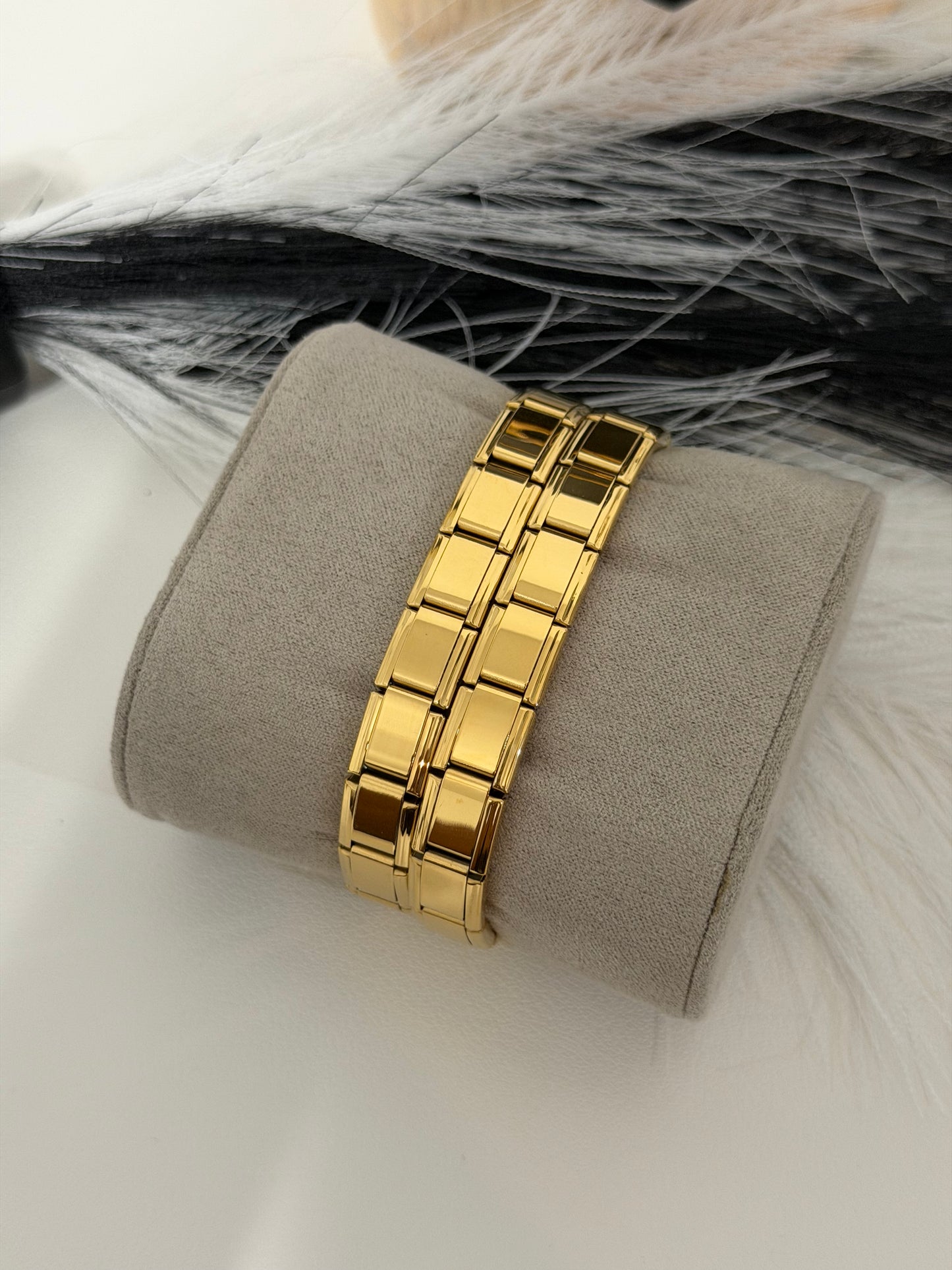 Athena (waterproof/non tarnish/ hipoalergenic)