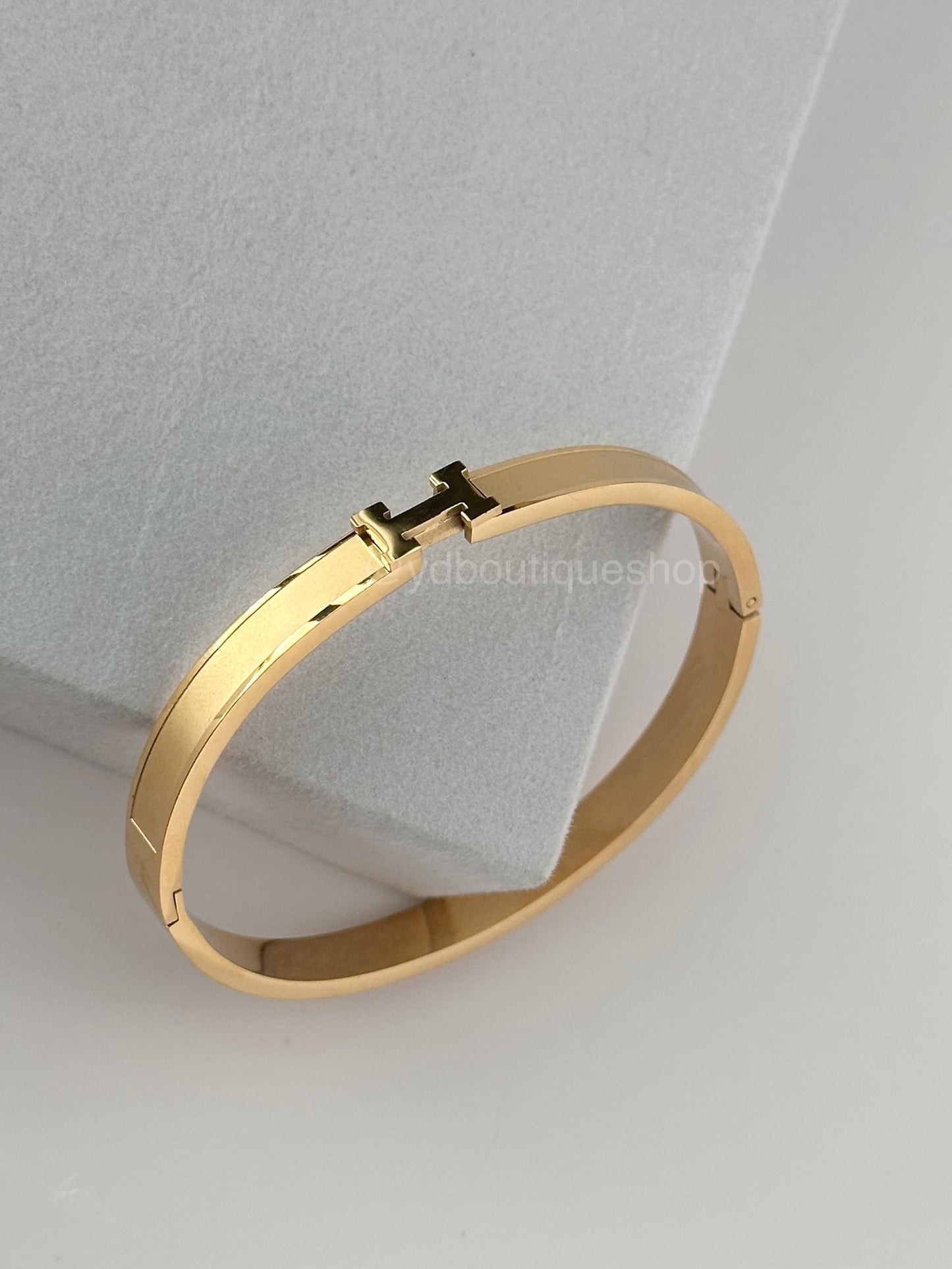 H Gold Bangle