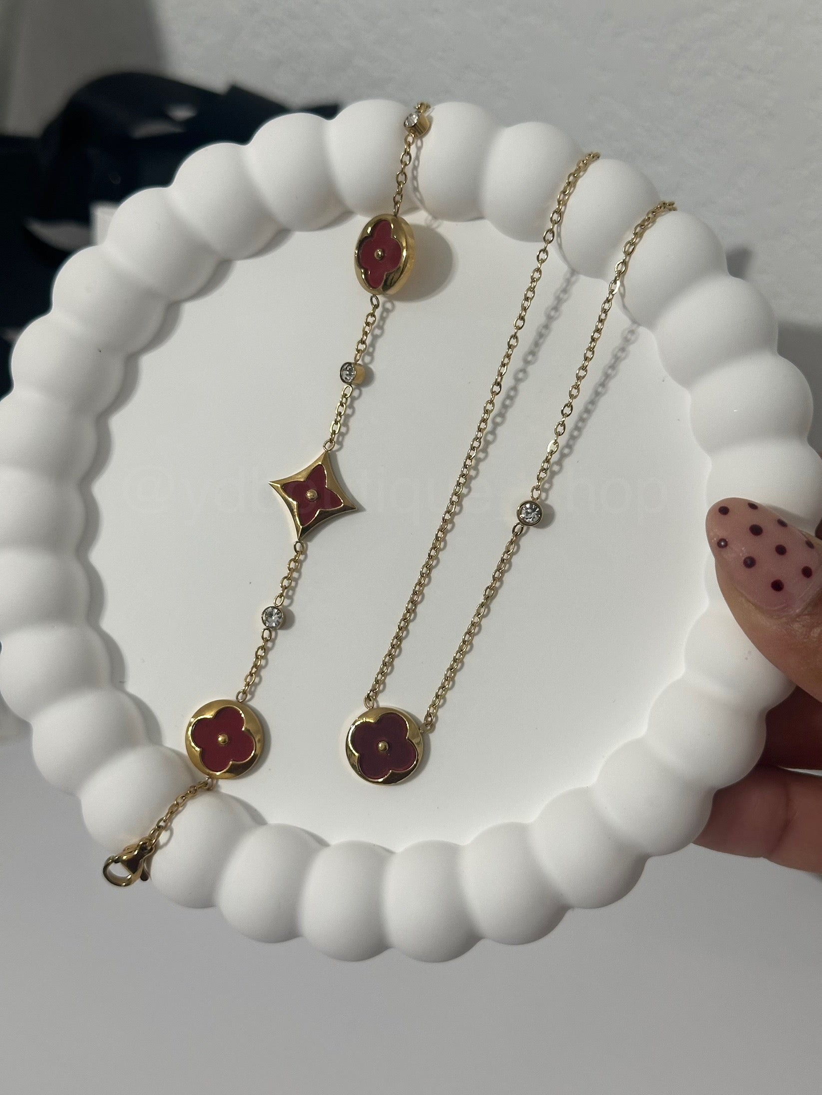 Luvxe panther wine red