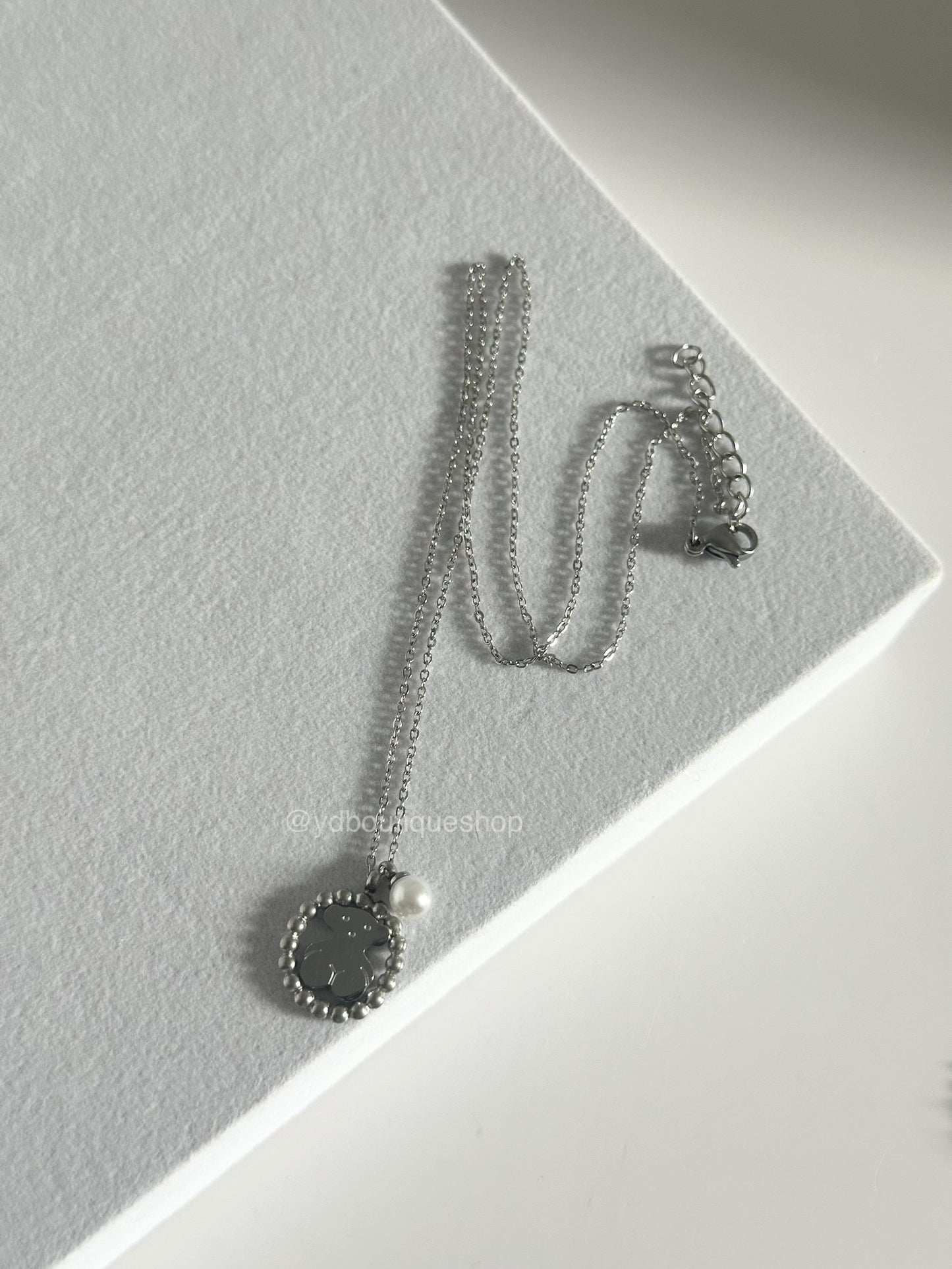 TS Pearly necklace(1 disp)