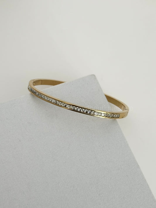Golden starry