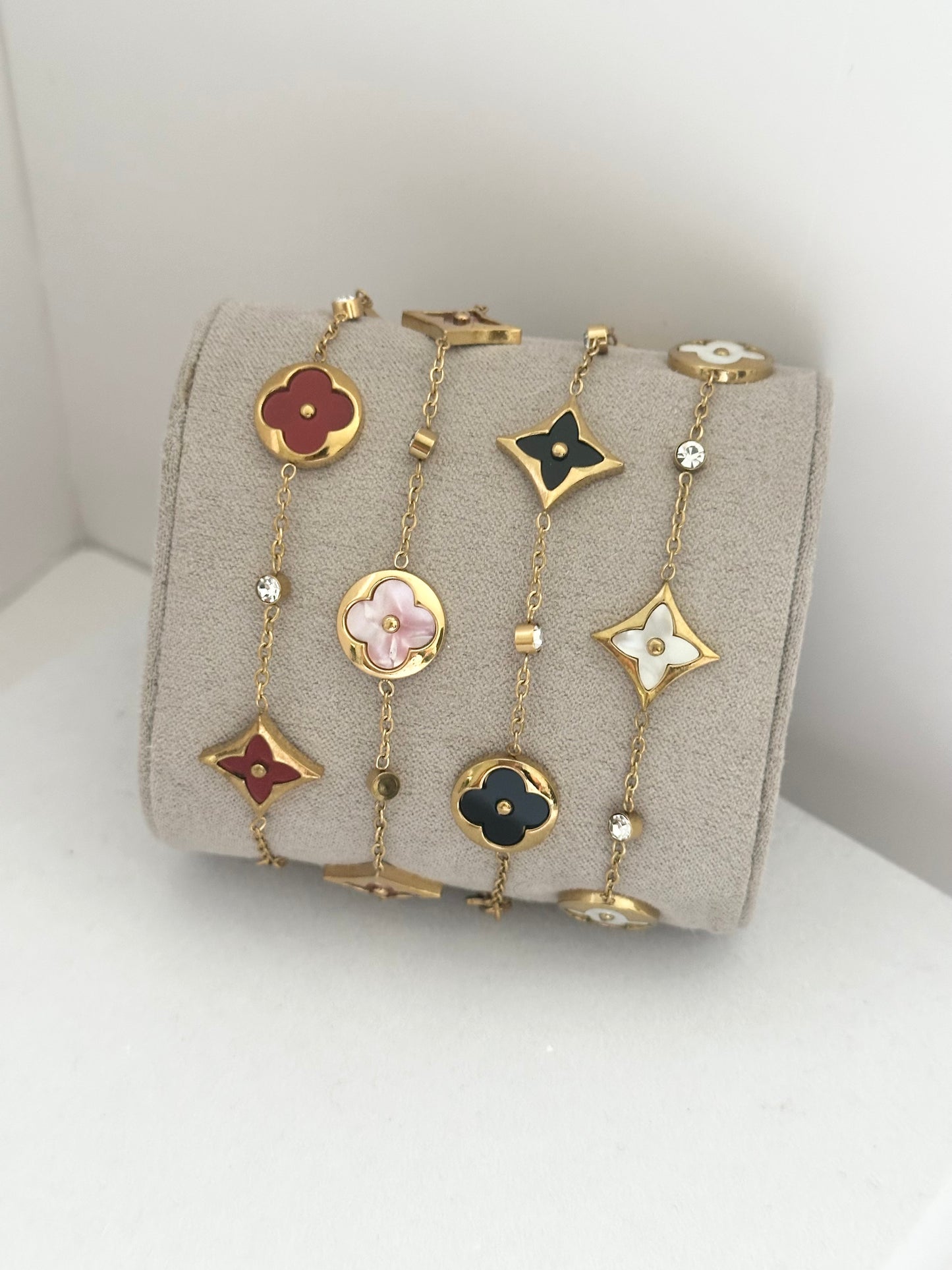 Luvxe bracelet