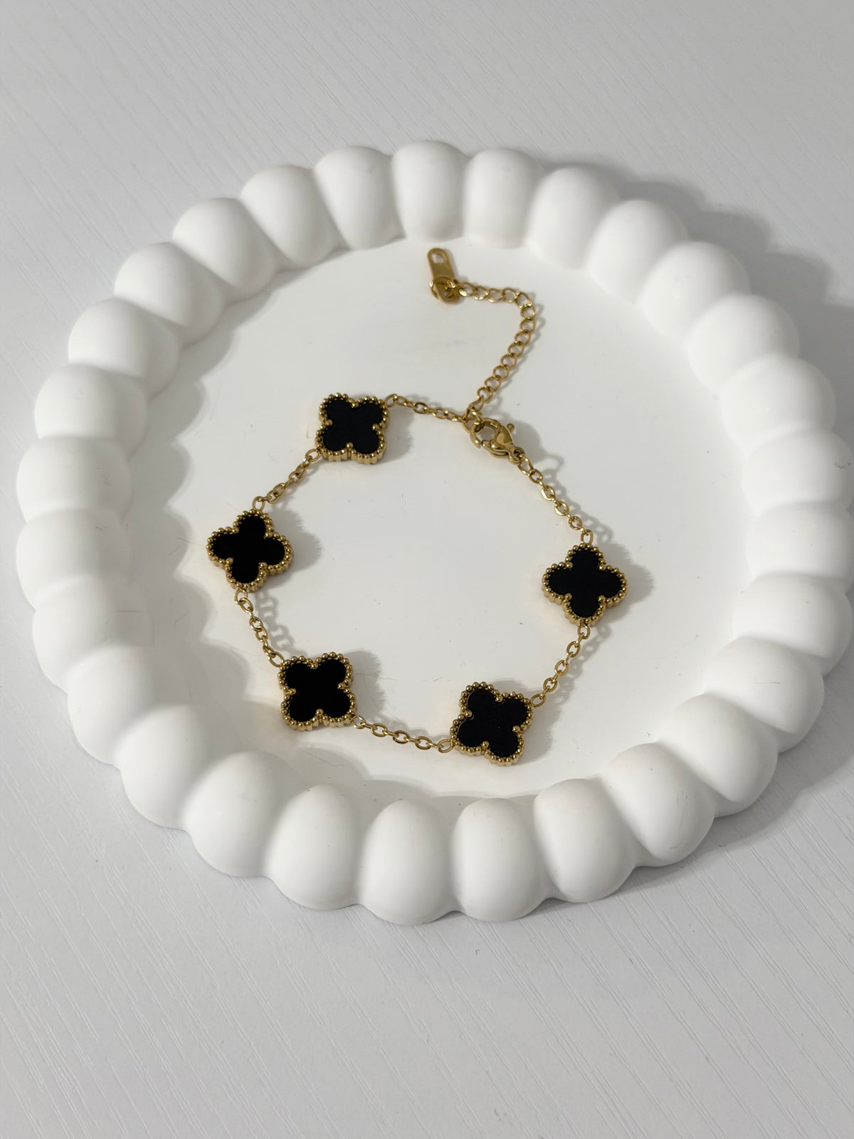 Black clover regular version  (waterproof/non tarsnish/ hipoalergenic)