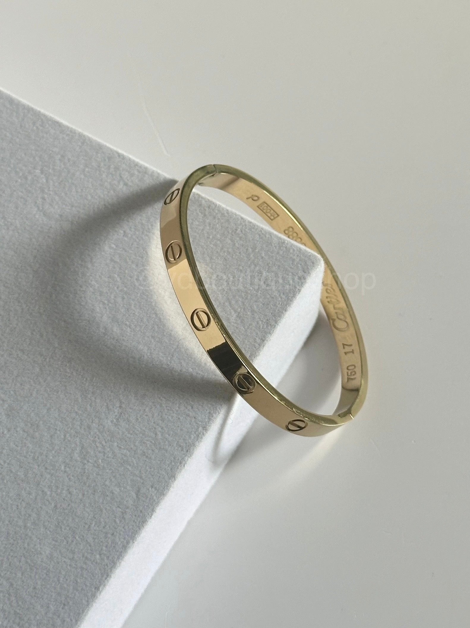 Classic luxe bangle (back in stock)