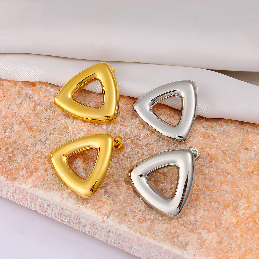 Wholesale triangle studs